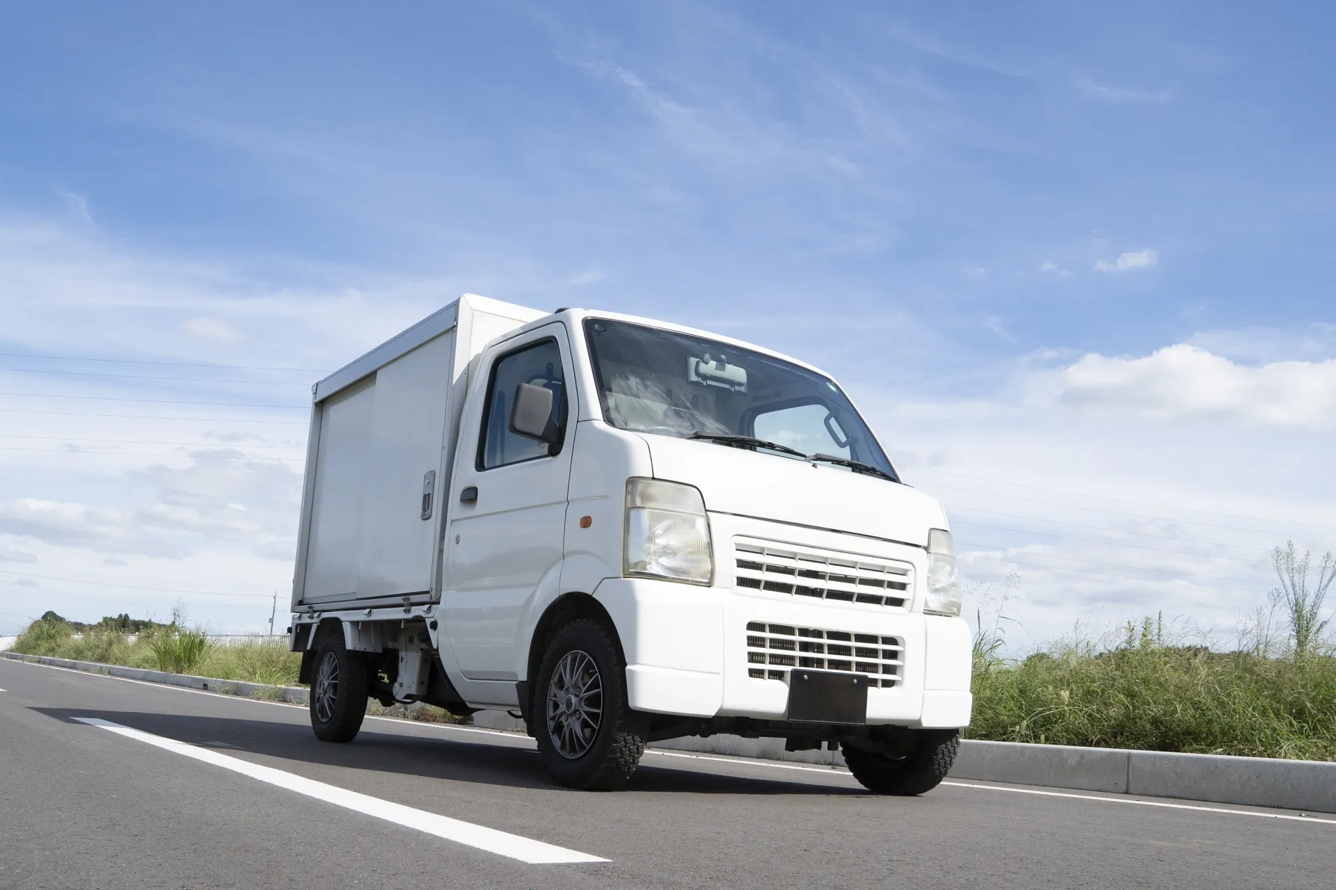 物流・運送業のドライバーを守る産業医｜過労死・睡眠・脳心臓疾患対策